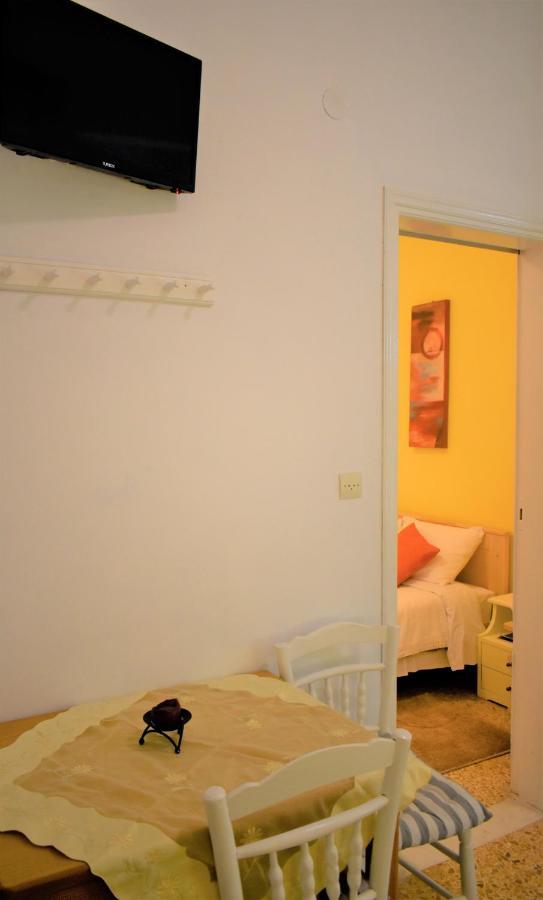 Angeliki Pension Katapola Exterior foto
